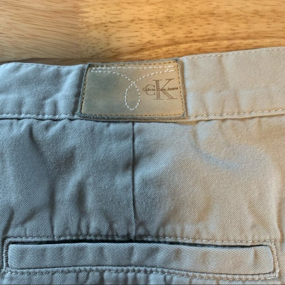 Vintage Calvin Klein Khaki Color Shorts Size 10 - Picture 6 of 13